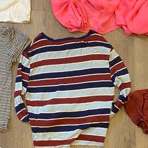 perfect condition sleeves are kinda of long